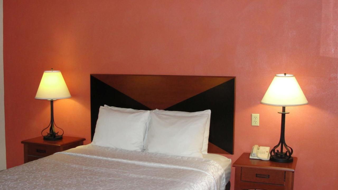 Surestay Hotel By Best Western Greenville Extérieur photo